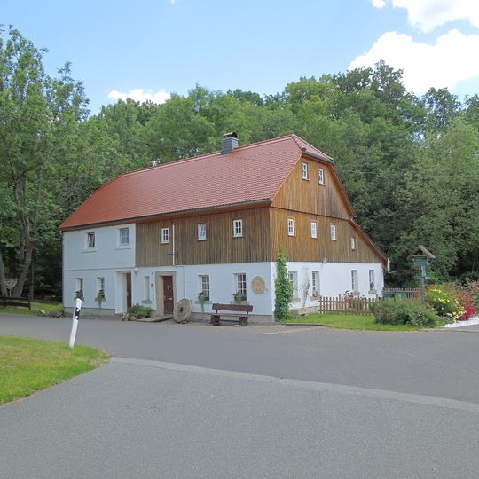 Zur Felsenmühle 10