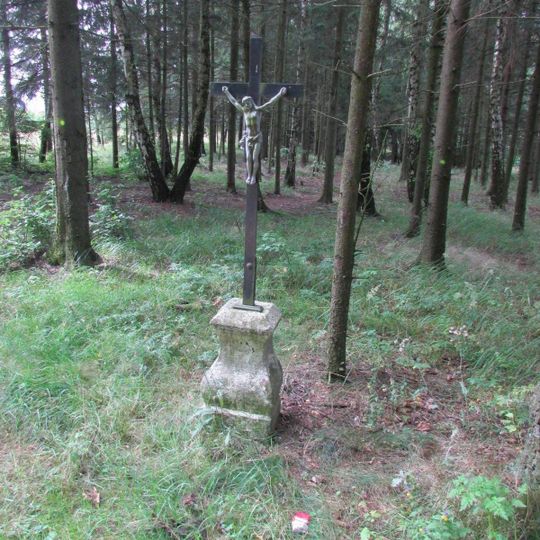 Kříž u lomu na Zeleném vrchu u Ondřejova