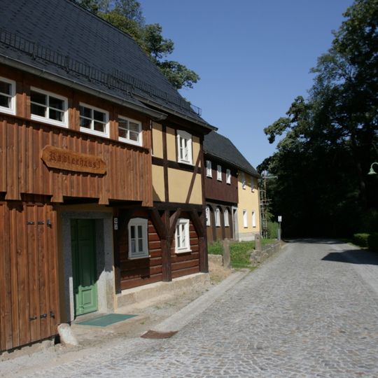 Wohnhaus mit Oberlaube Schulstraße 13