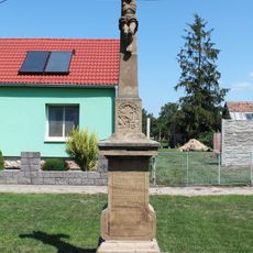 Wayside cross in Kašenec near the bell tower