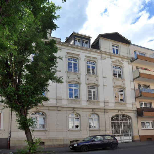 Haus Taunusstraße 18