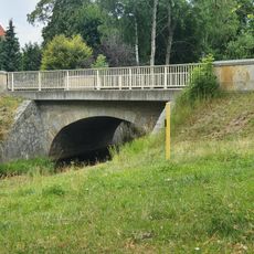 Bogenbrücke über die Wesenitz Dresdener Straße