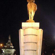 Statue