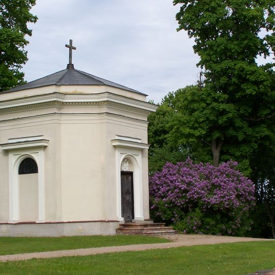 Kernavės mauzoliejinė koplyčia