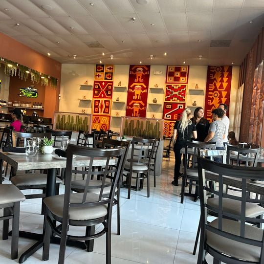 305 Peruvian Modern Cuisine