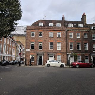 1 and 2, Smith Square Sw1