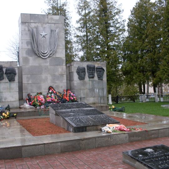 Вайсковыя могілкі ў Шуміліне