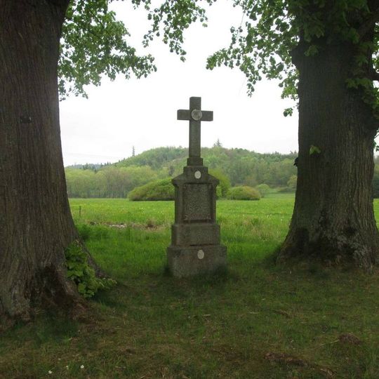 Kříž severně od Měčína