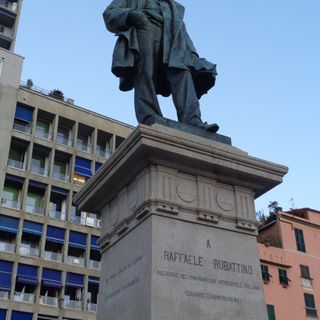 Monument to Raffaele Rubattino