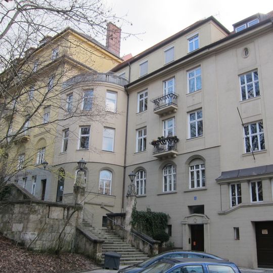 Mietshaus