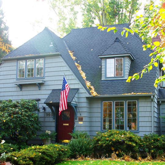 Carl E. Nelson House