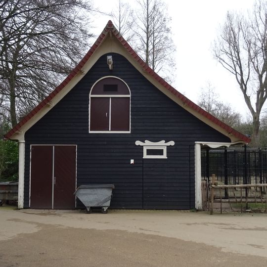 Wooden animal shelter