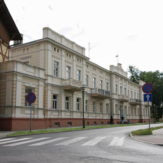 Hotel Müllera , ob. LO im. Staszica