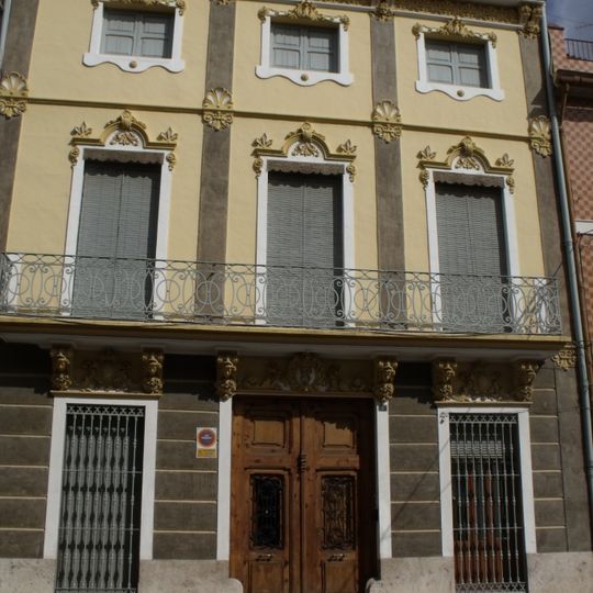 Building at 4 Antonio Machado street, Chiva