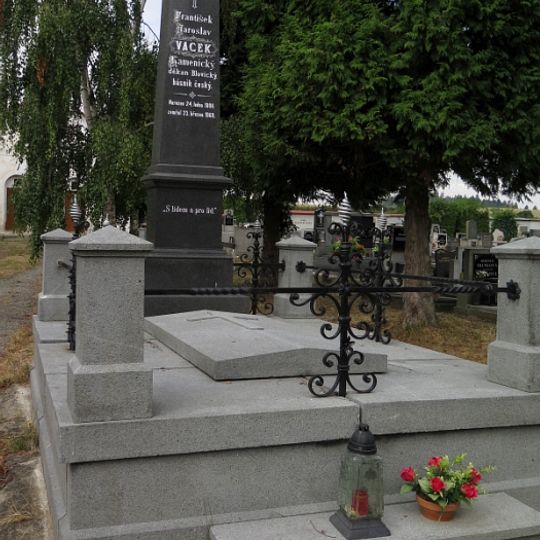 Hrob F. J. Vacka Kamenického