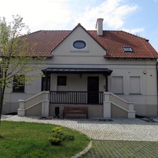 Oficyna przypałacowa w Tłokini Kościelnej