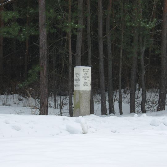 Steinerner Wegweiser An der Poststraße/Ruhlander Straße in Schipkau