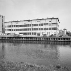 Voormalig fabrieksgebouw
