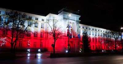 Уночі 1