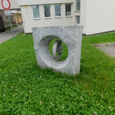 Plastika před Akademií ve Světlé nad Sázavou