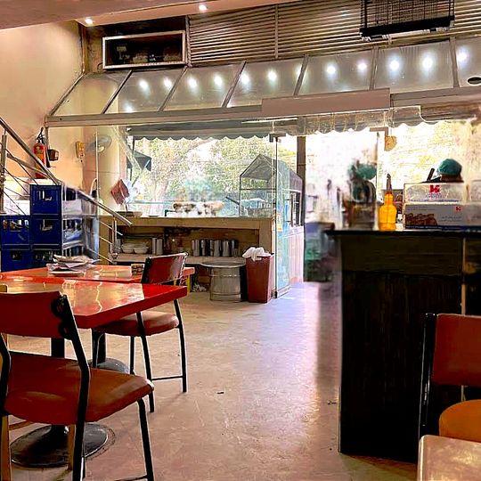 Capri Restaurant