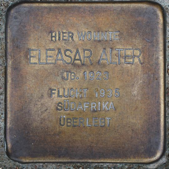 Stolperstein en memoria de Eleasar Alter
