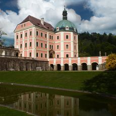 Bečov nad Teplou Chateau