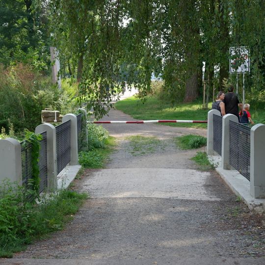 Mostek přes Mlýnský potok u Červeného mlýna