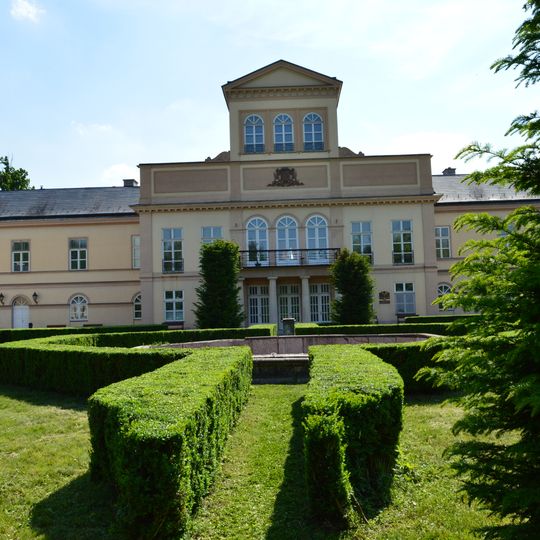 Poľovnícky kaštieľ, kaštieľ