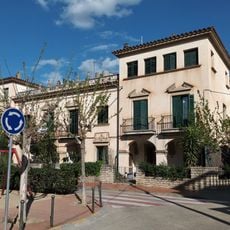 Conjunt històric a la plaça del Pi, 1-4