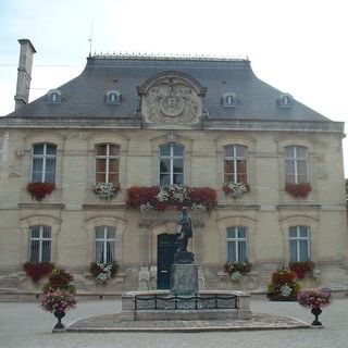 Statue de Napoléon (Brienne-le-Château)