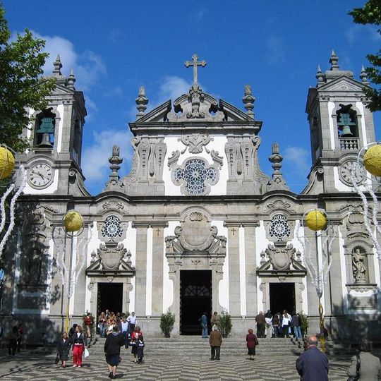 Igreja paroquial de Matosinhos, incluindo o seu recheio