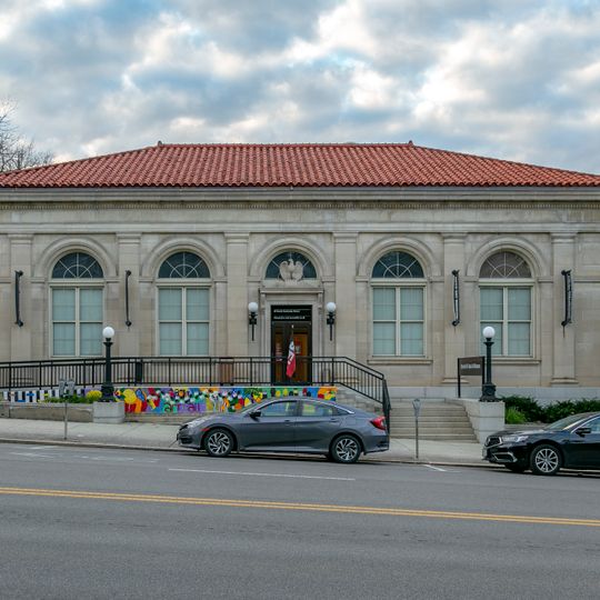 Richard M. Ross Museum of Art