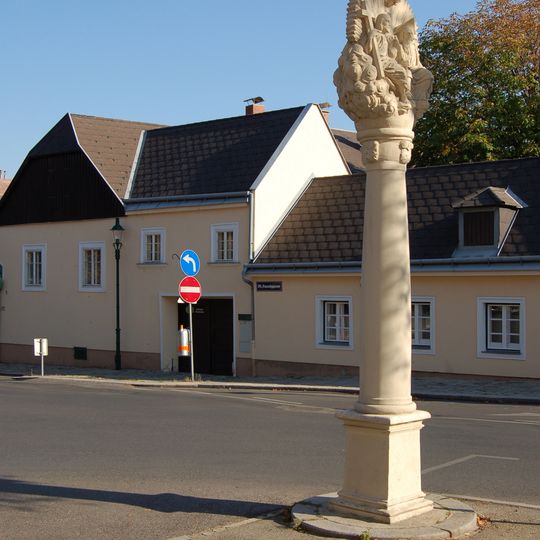 Dreifaltigkeitssäule Langackergasse