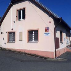 Pamětní deska Václava Karla v Dobříči