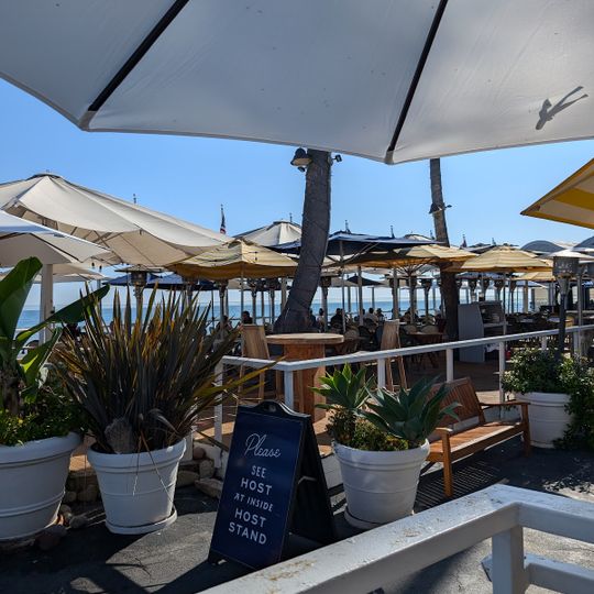 Gladstones Restaurant