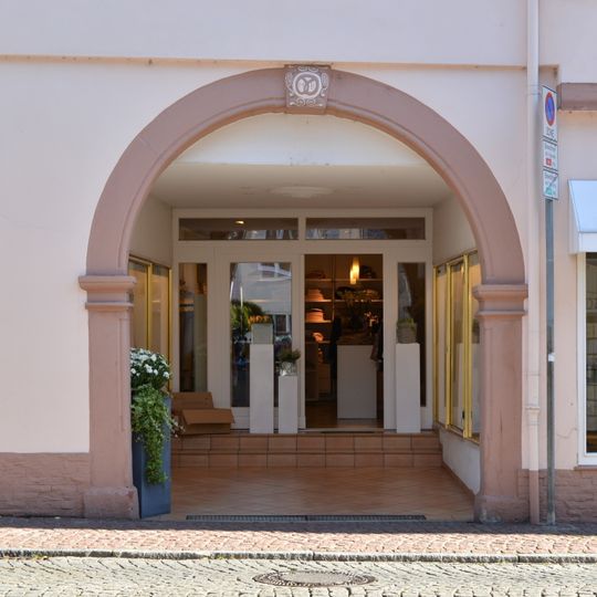 Aschaffenburger Straße 22