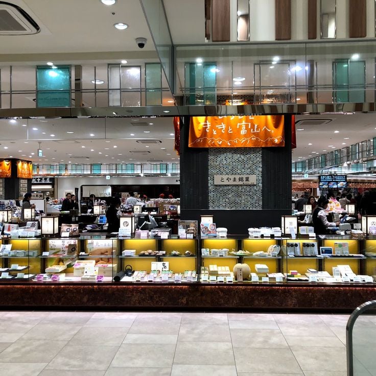 Shinminato Kitokito Market