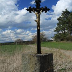 Kříž západně od Smolotel
