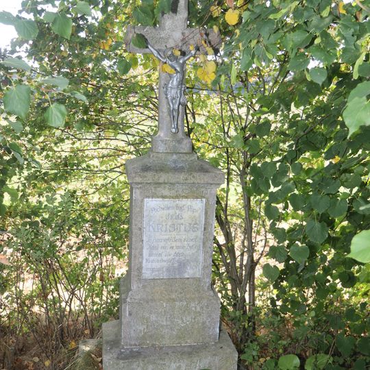 Kříž na Salátově kopci u Zašovic