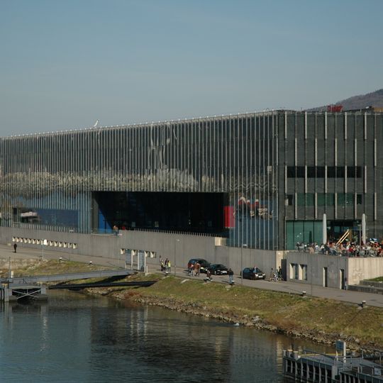 Lentos Art Museum