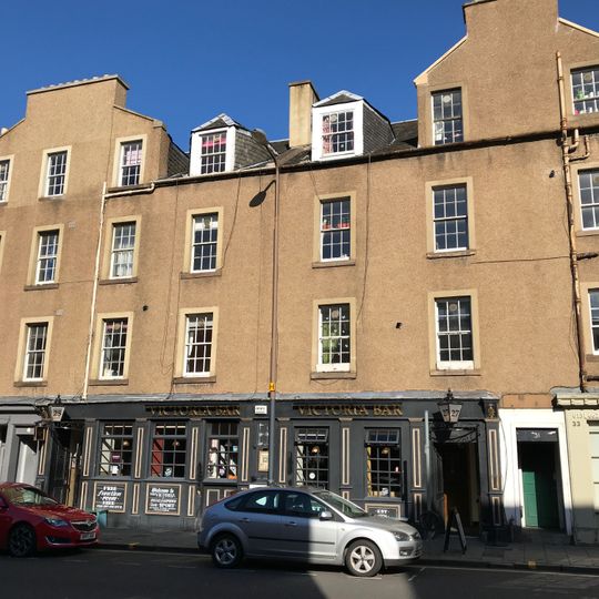 Edinburgh, 25, 27 Causewayside