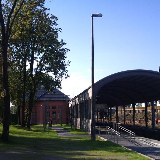 Zadaszenie peronu w Poznaniu