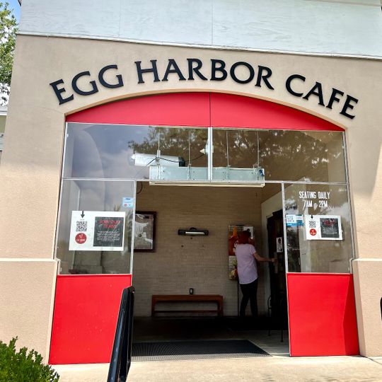 Egg Harbor Cafe