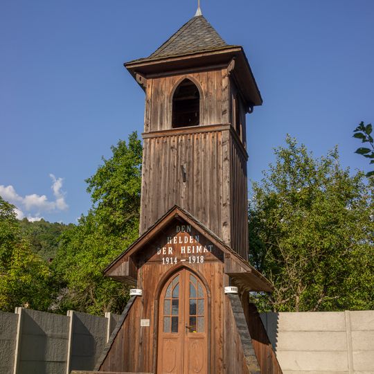 Dřevěná zvonice v Rudolticích u Sobotína