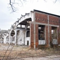 Żelbetowa konstrukcja w zach. części d. odlewni żeliwa