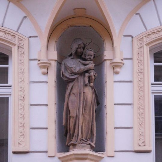 Statue of Virgin Mary at Vyšehradská 8