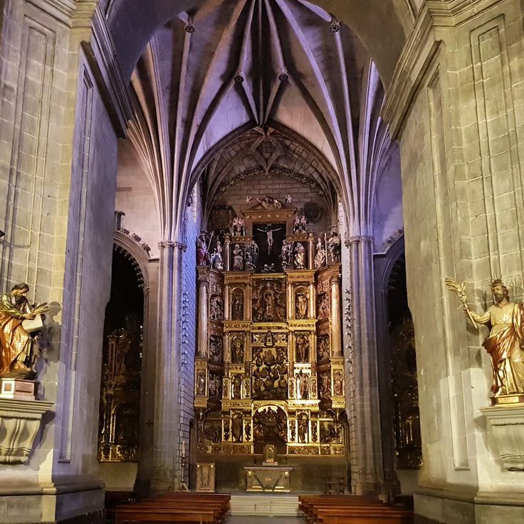 Iglesia de Santa María de Palacio