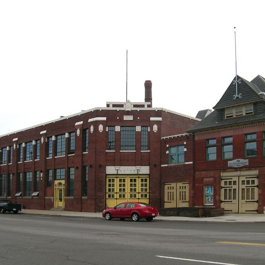 Hook and Ladder House No. 5-Detroit Fire Department Repair Shop