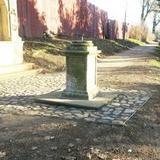 Podstavec božích muk u V. zastavení cesty Sedmi bolestí Panny Marie v Klášterci nad Ohří